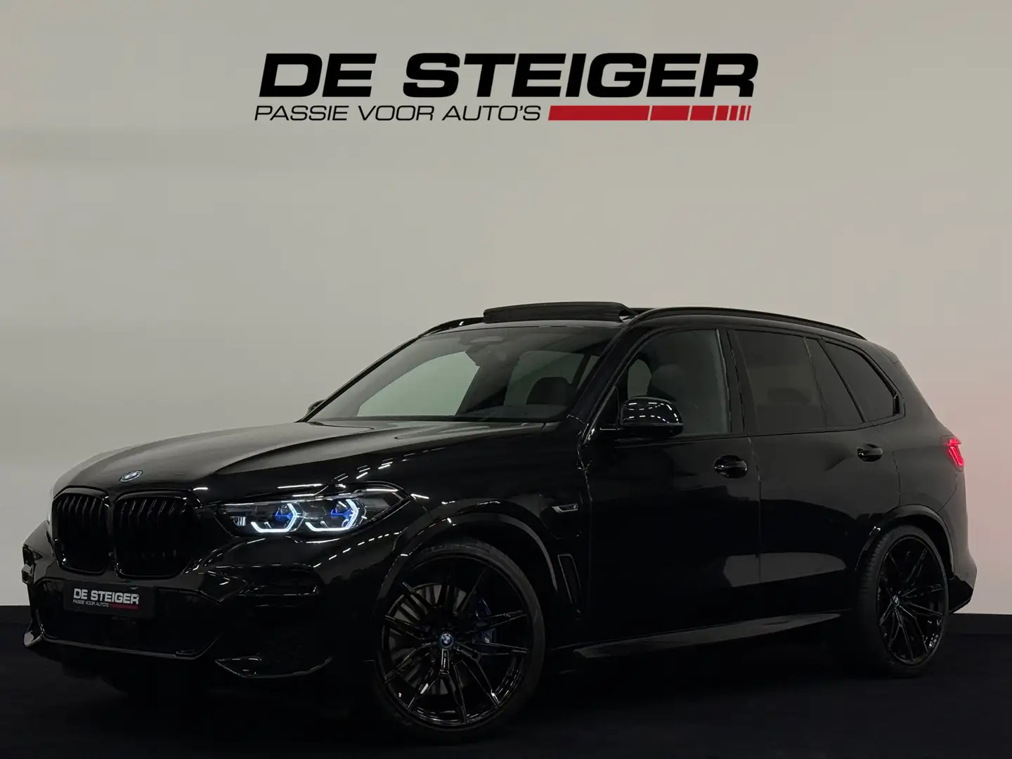BMW X5 XDrive45e High Executive M-Sport Pano Luchtvering Schwarz - 1