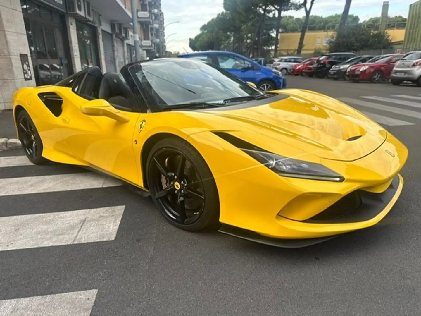 Ferrari F8 Tributo Spider GIALLA SUB.LEASING*GAR.UFF 7 ANNI FINO 28 Oro - 1