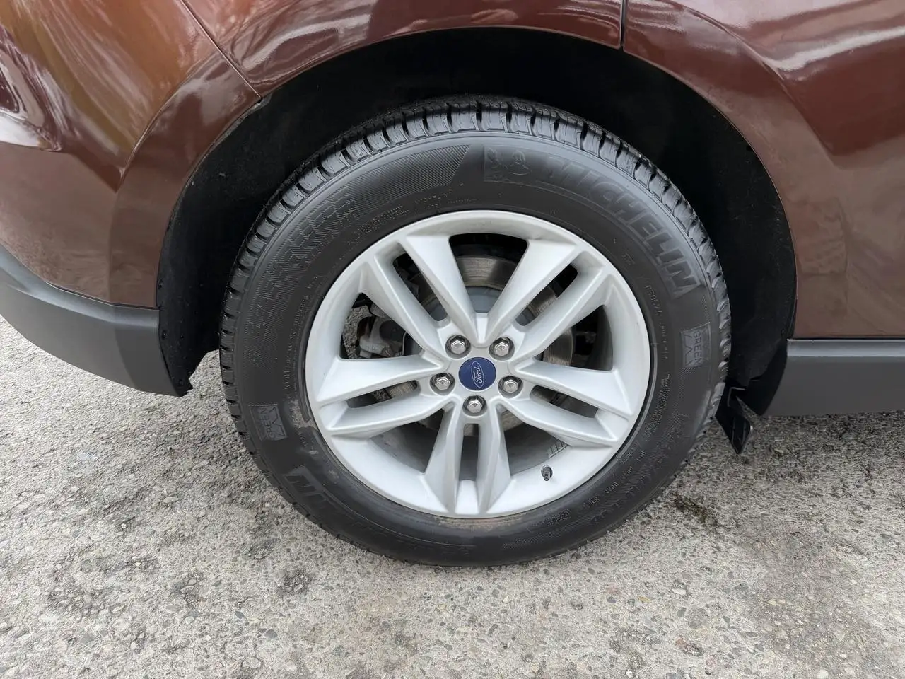 Ford Edge снимка Ford Edge