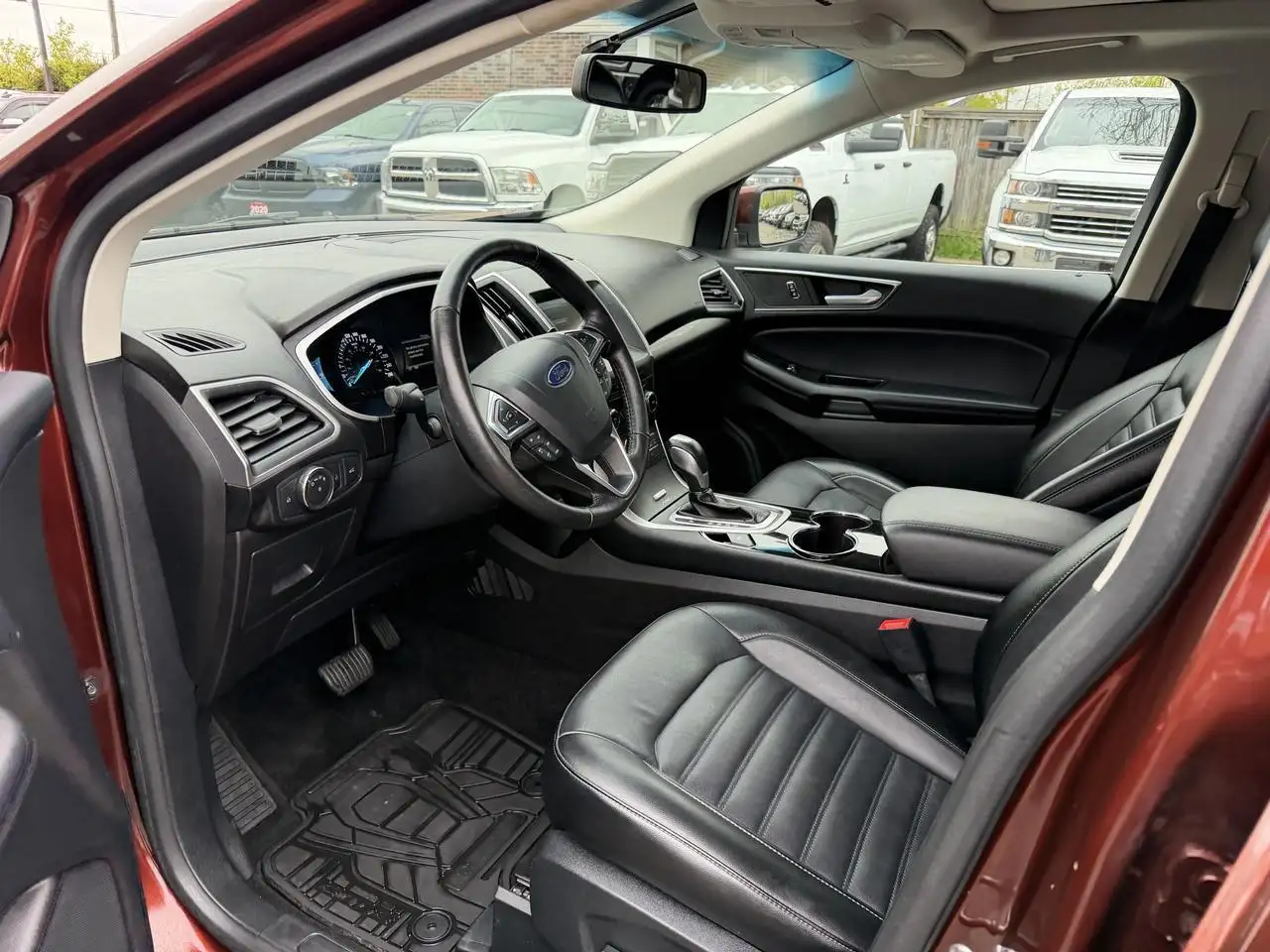 Ford Edge снимка Ford Edge