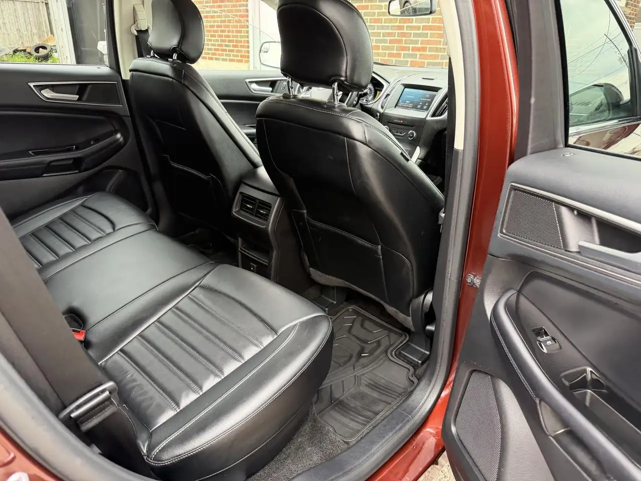 Ford Edge снимка Ford Edge