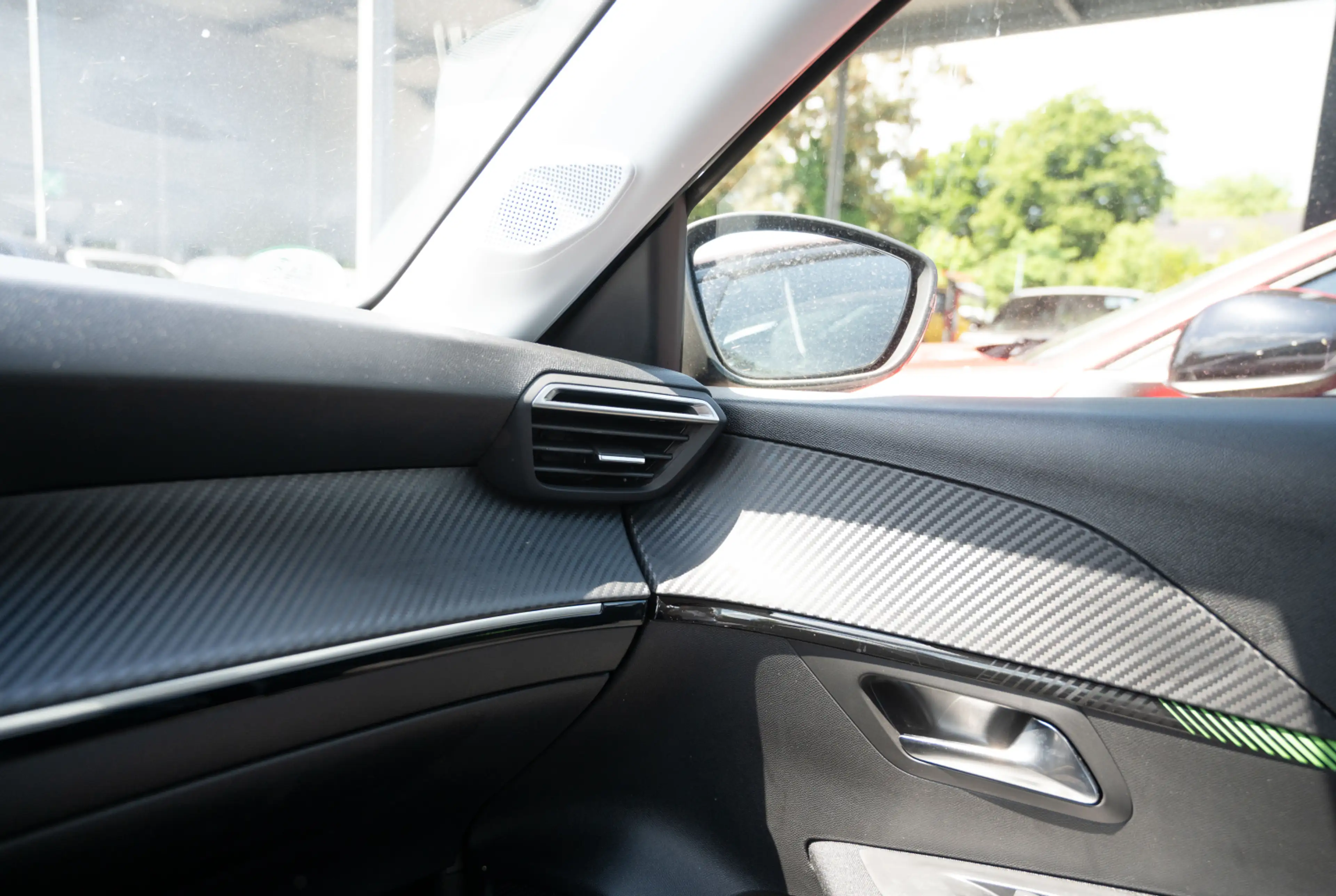 Peugeot 208 Active 1.2 PureTech 75 *MIRRORSCREEN*DAB*TEMPOMAT*SHZ* — photo 10