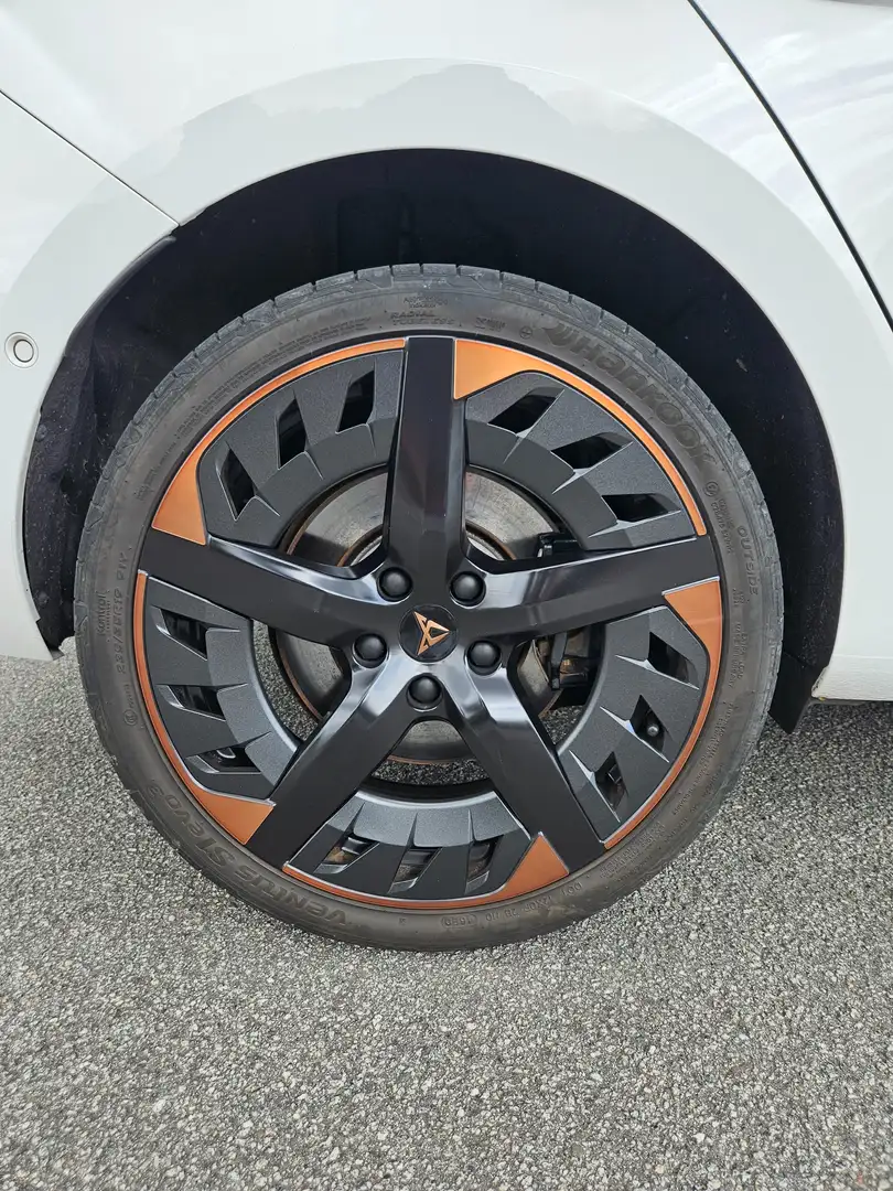 CUPRA Leon Leon 1.4 e-Hybrid (180 kW), 1. Hand, Garantie Weiß - 2