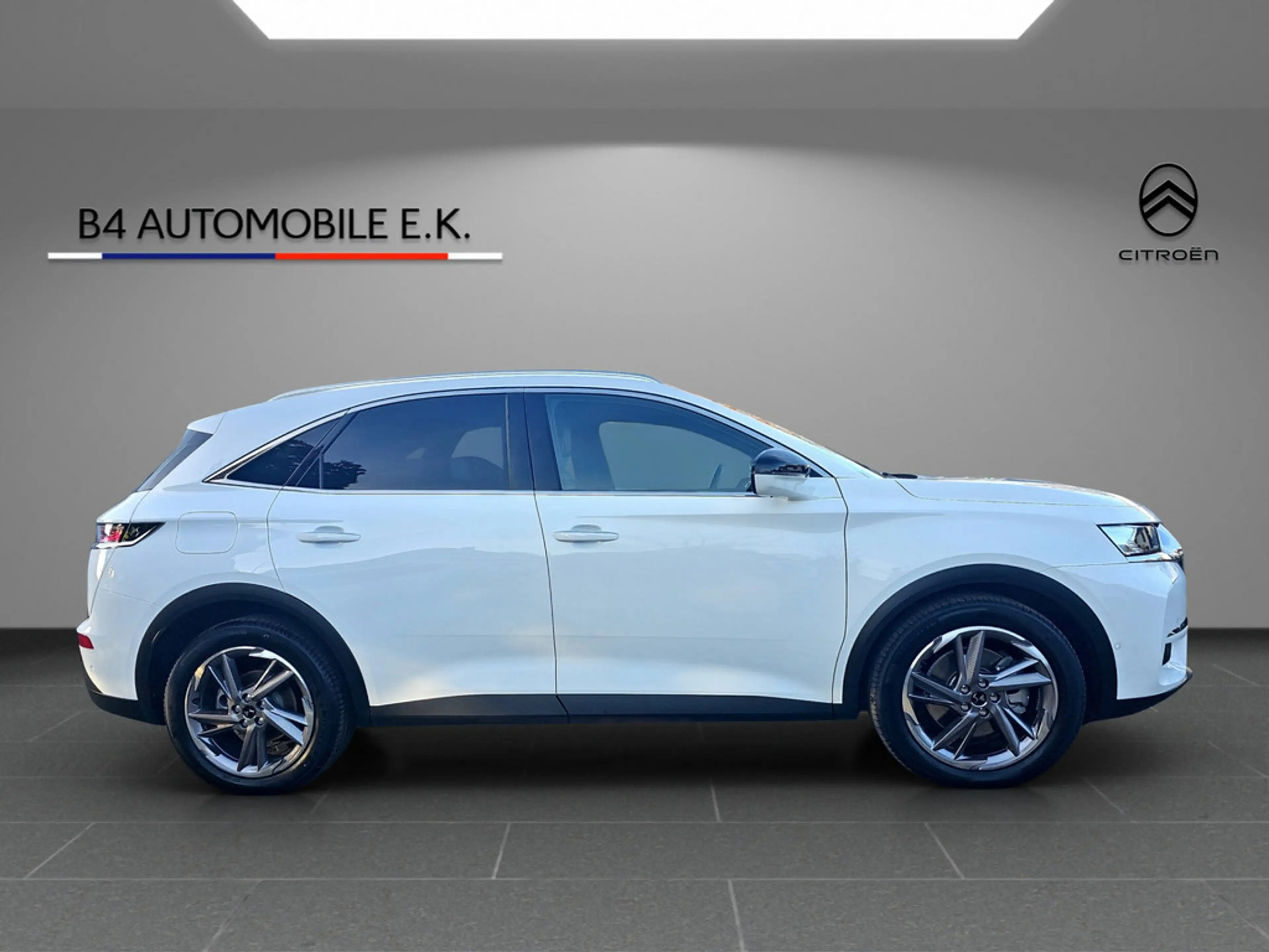 DS Automobiles DS 7 Crossback — photo 4