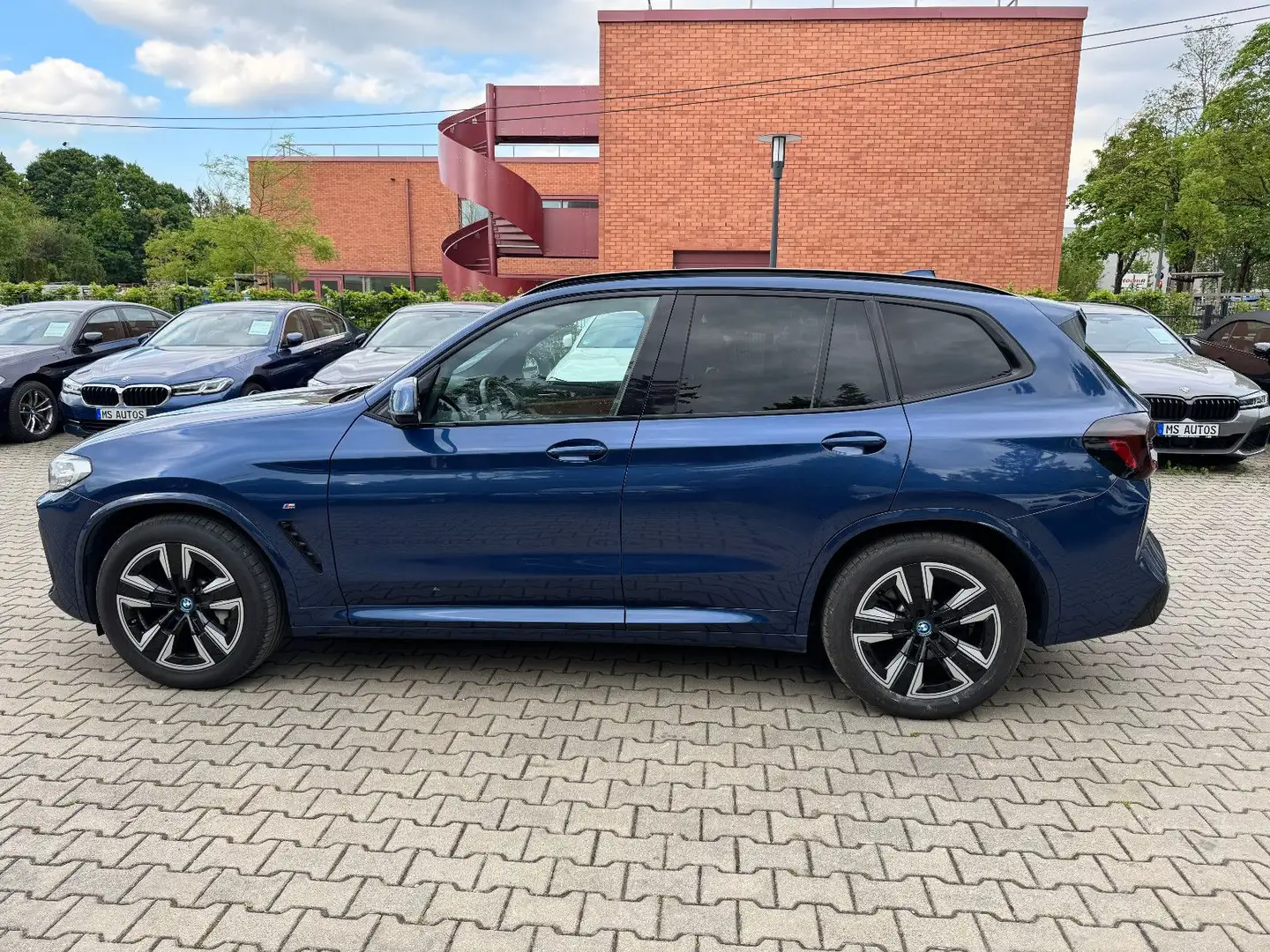 BMW iX3 Inspiring*Msport*Panorama*ACC*DAB*AHK*el.Sit Albastru - 2