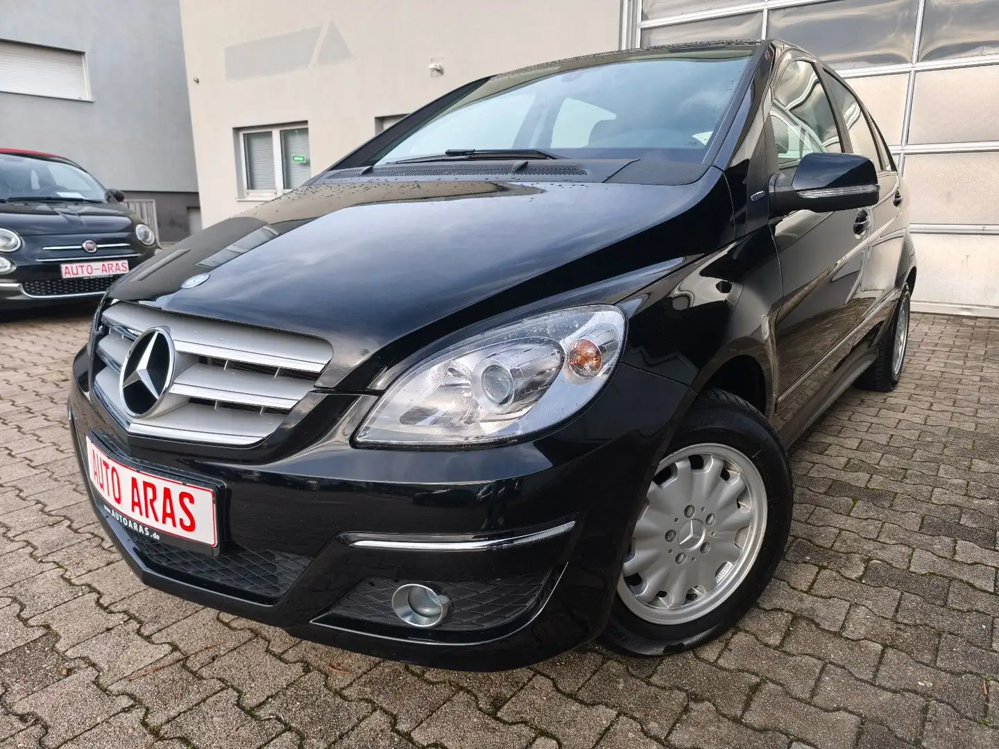 Mercedes-Benz B 180 1.7 aus 1.Hand/WenigKM Schwarz - 1