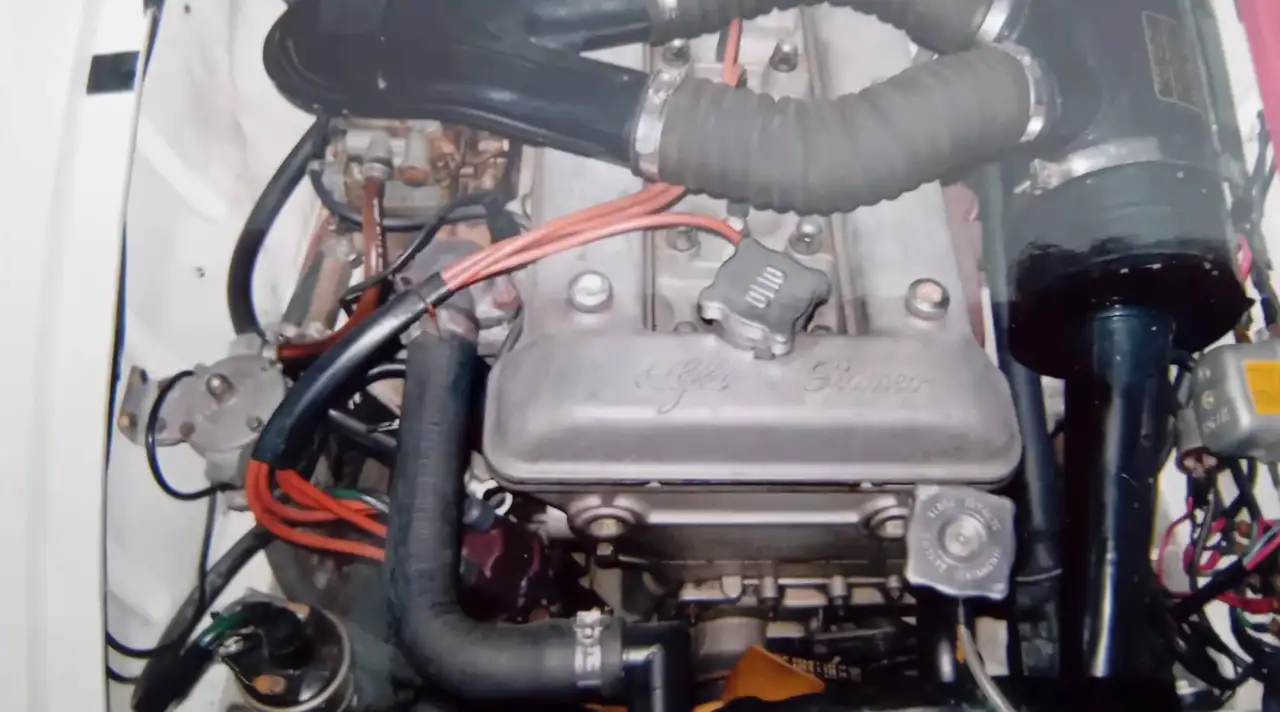 Alfa Romeo Giulia Spider 1600, foto 6