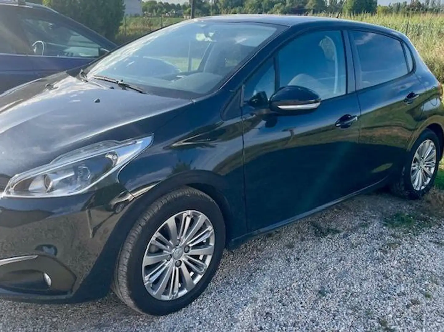 Peugeot 208 1.6 BlueHDi 75 Touch Grigio - 2
