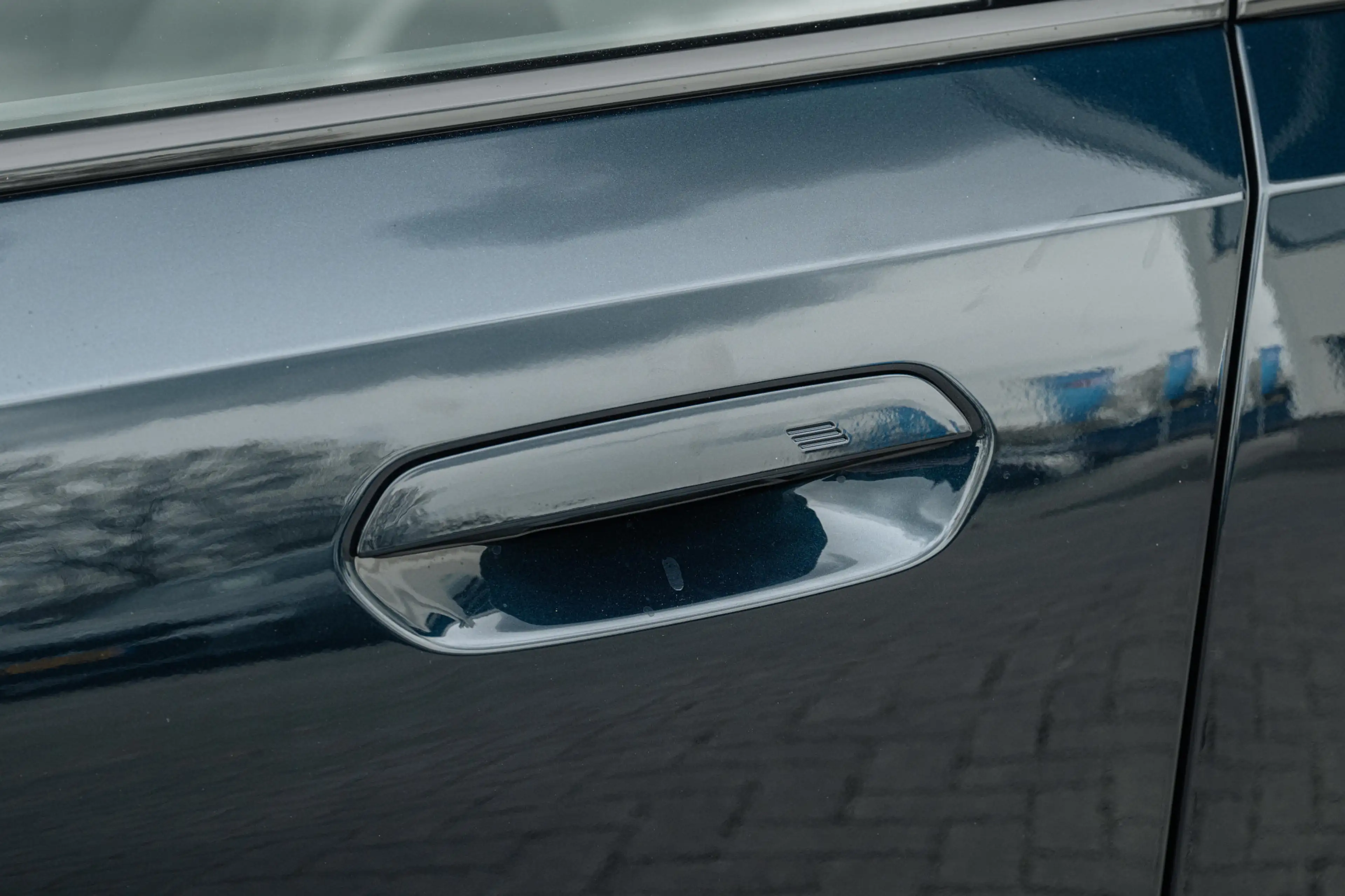 BMW M5 5 Serie Automaat / Trekhaak / Carbon-keramische re — photo 12