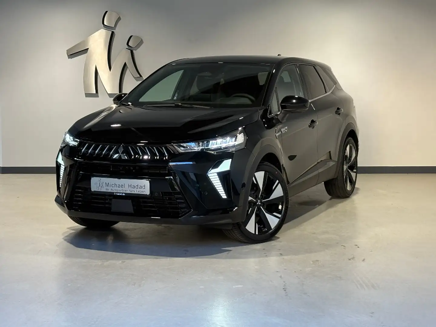 Mitsubishi Grandis Intro Edition 1.8 Hybrid Schwarz - 1