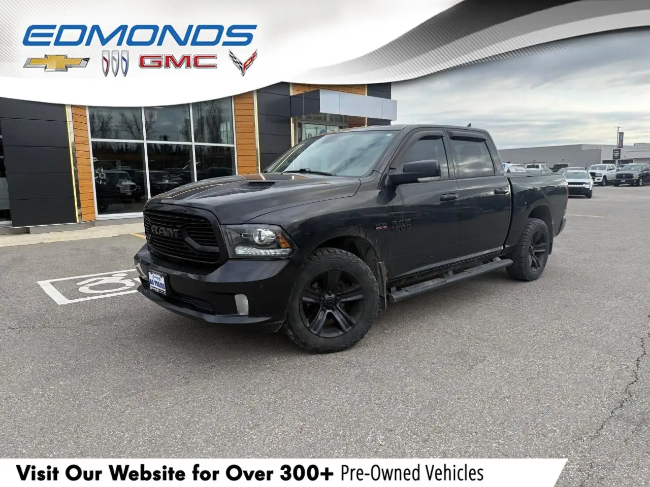 RAM 1500 снимка RAM 1500