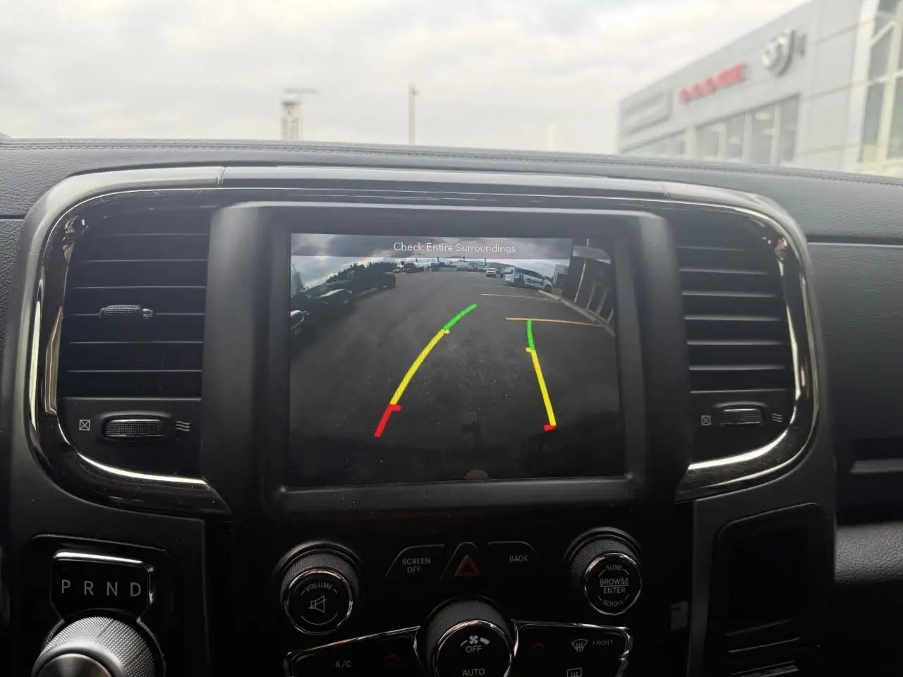 RAM 1500 снимка RAM 1500