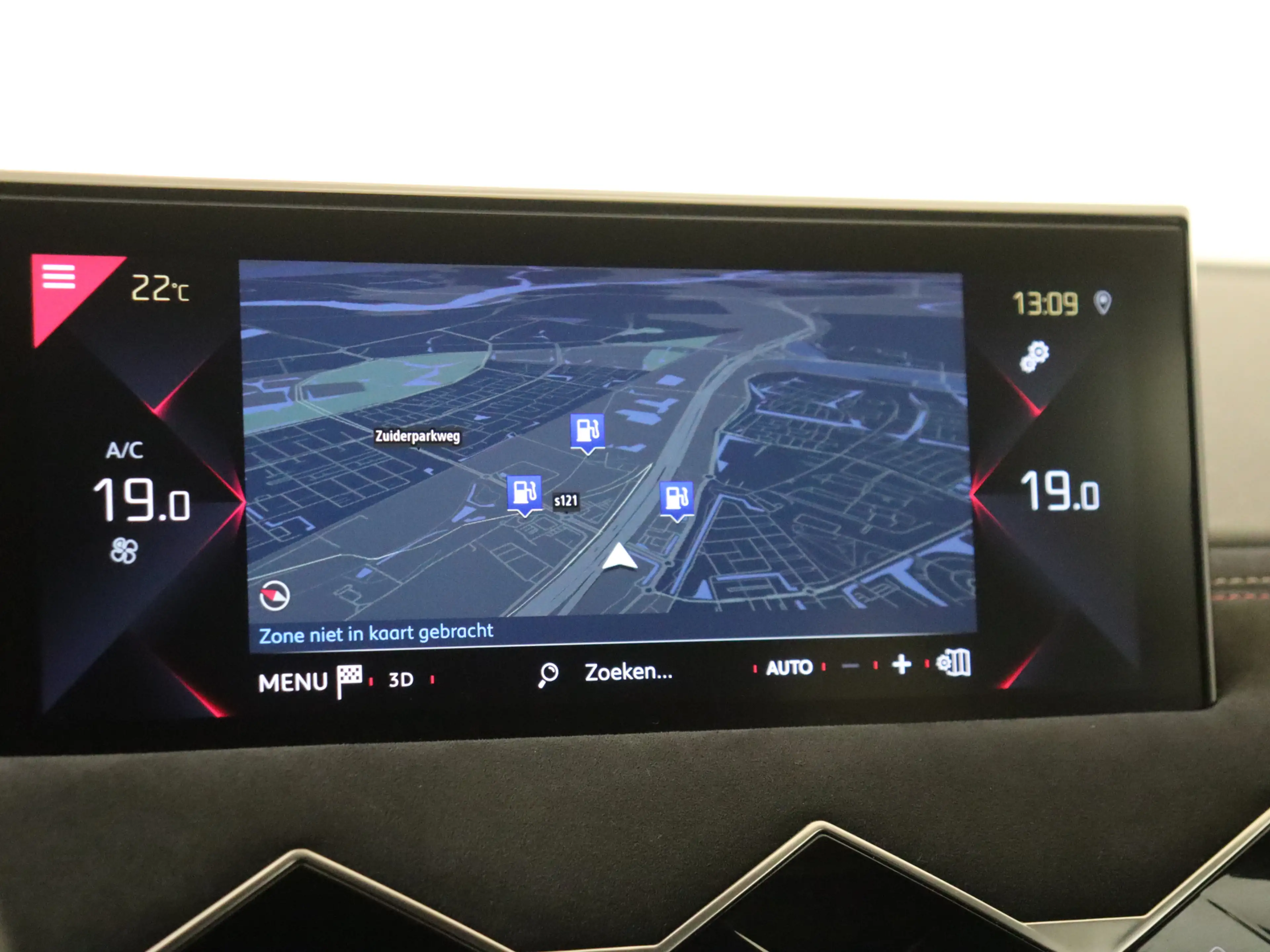 DS Automobiles DS 3 Crossback 1.2 PureTech Performance Line+ — photo 15