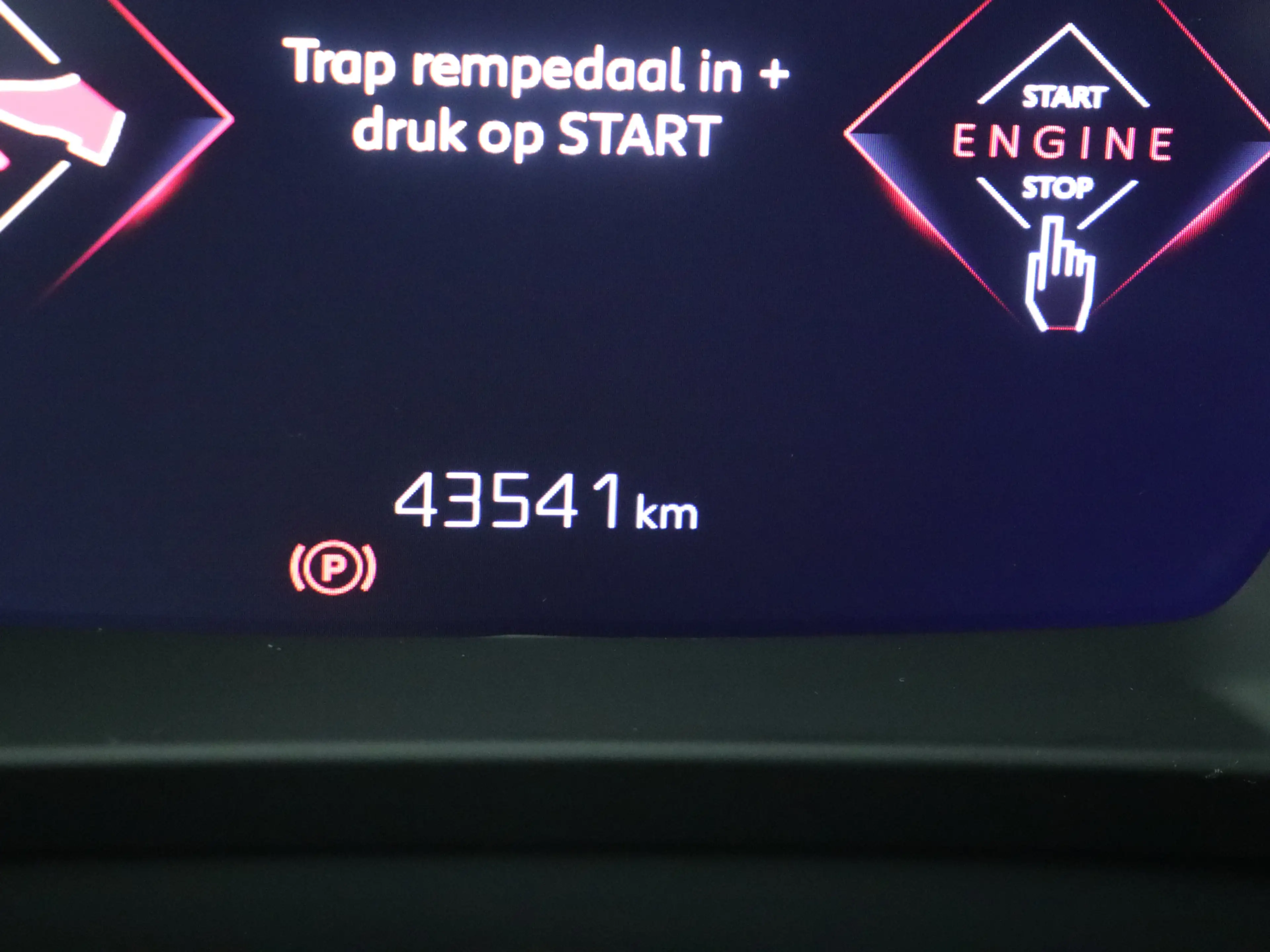 DS Automobiles DS 3 Crossback 1.2 PureTech Performance Line+ — photo 9