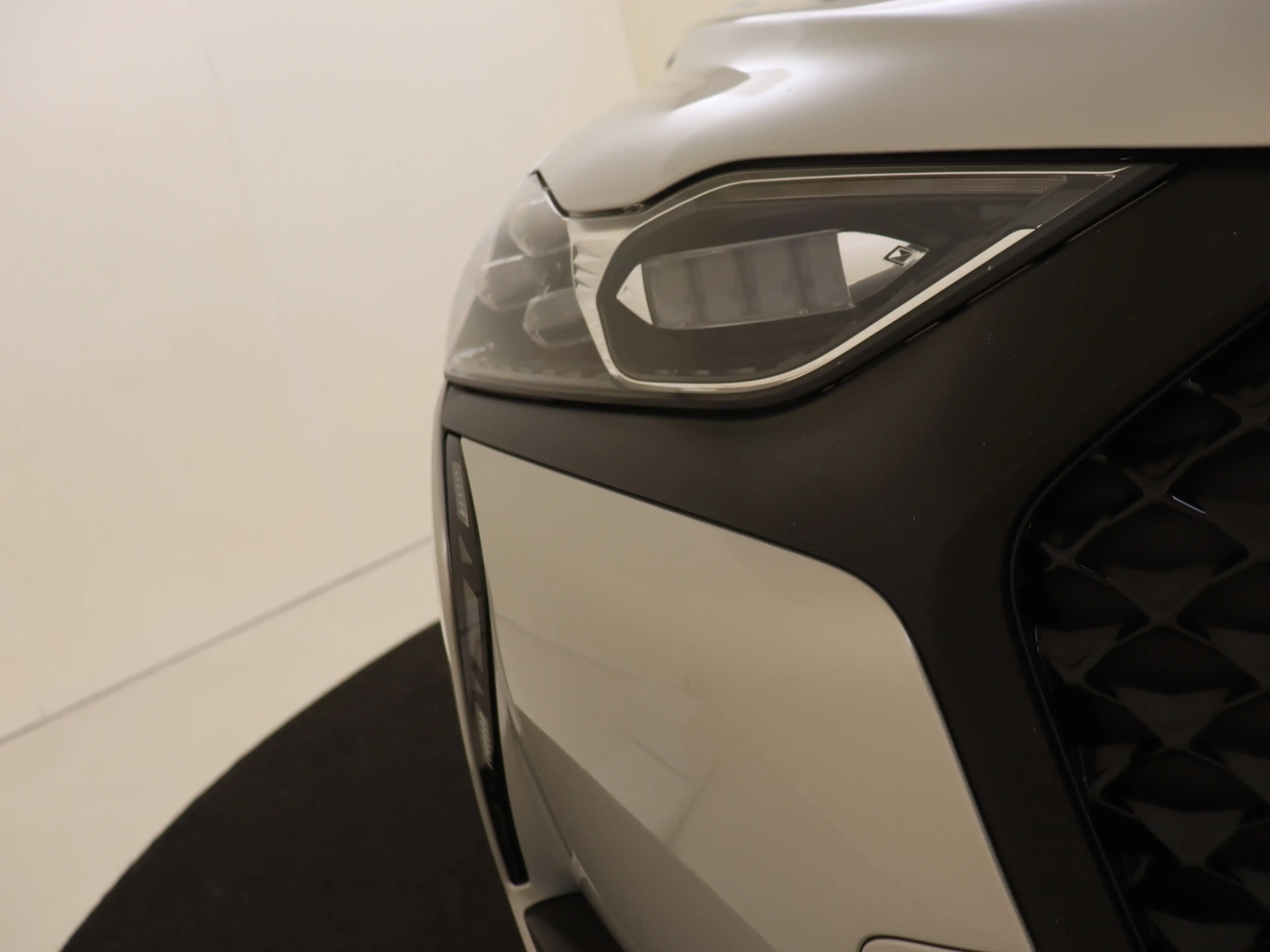 DS Automobiles DS 3 Crossback 1.2 PureTech Performance Line+ — photo 13