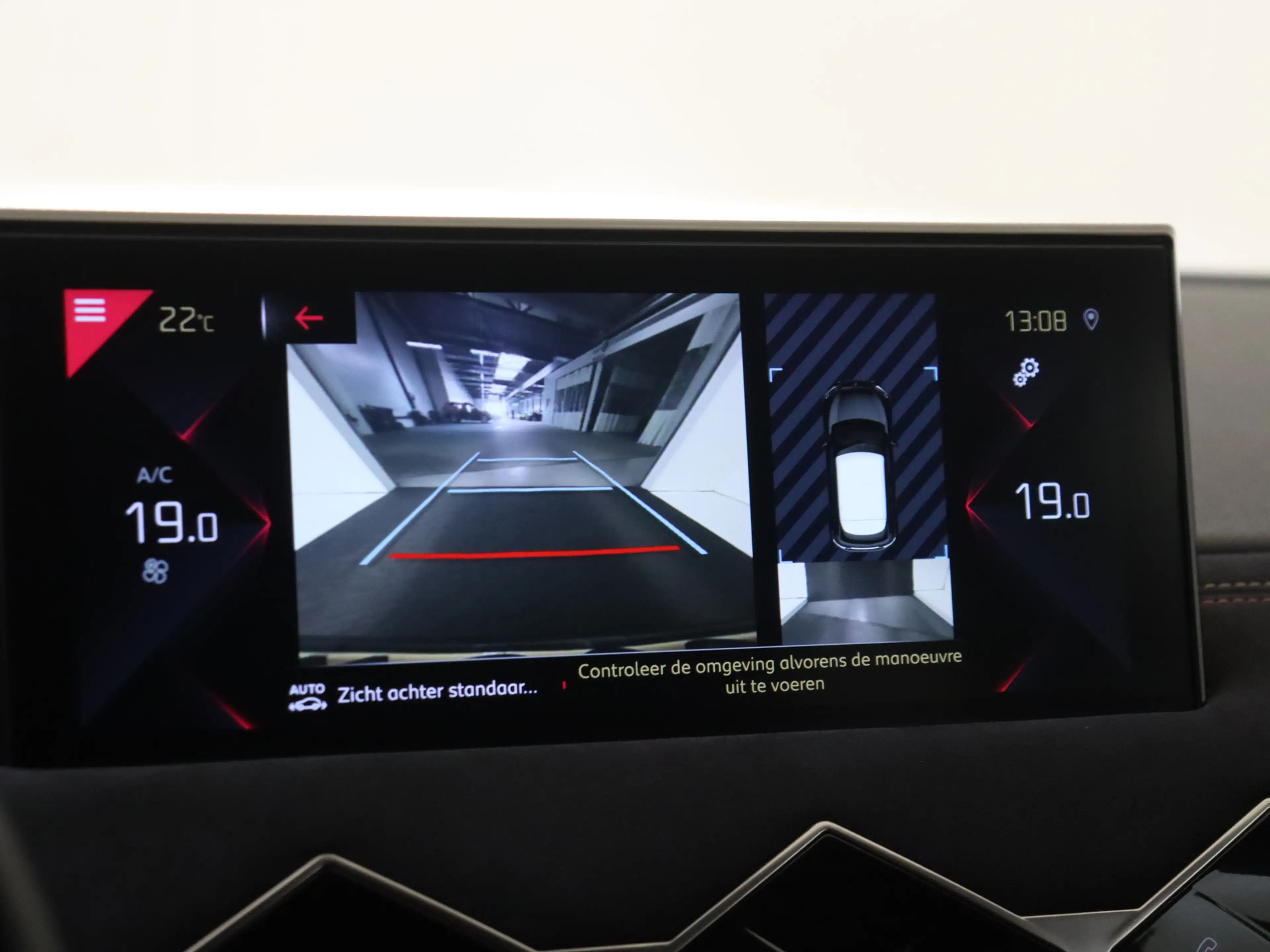 DS Automobiles DS 3 Crossback 1.2 PureTech Performance Line+ — photo 14