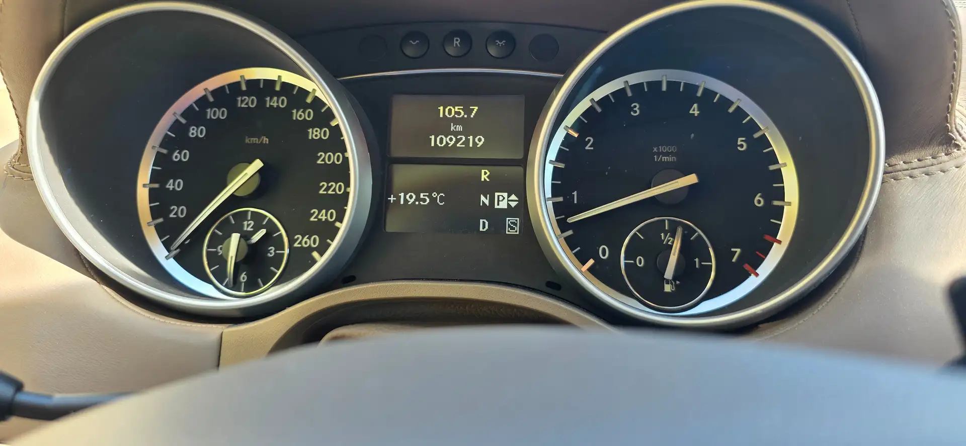 Mercedes-Benz GL 500 4Matic 7G-TRONIC + 7 Sitzer Noir - 2
