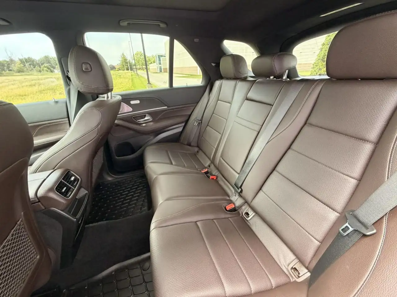 Mercedes-Benz GLE снимка Mercedes-Benz GLE