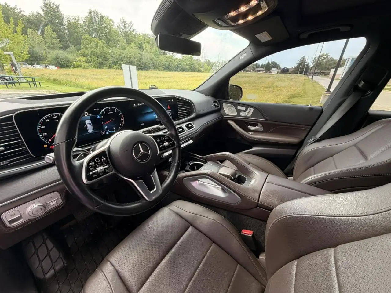 Mercedes-Benz GLE снимка Mercedes-Benz GLE