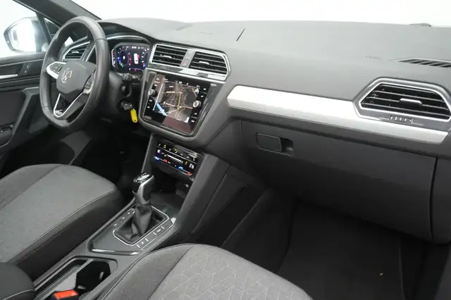 Volkswagen Tiguan view 7