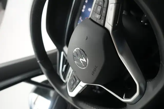 Volkswagen Tiguan view 22