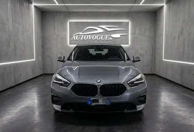 BMW 216