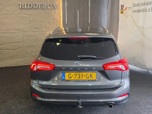 Ford Focus view 7