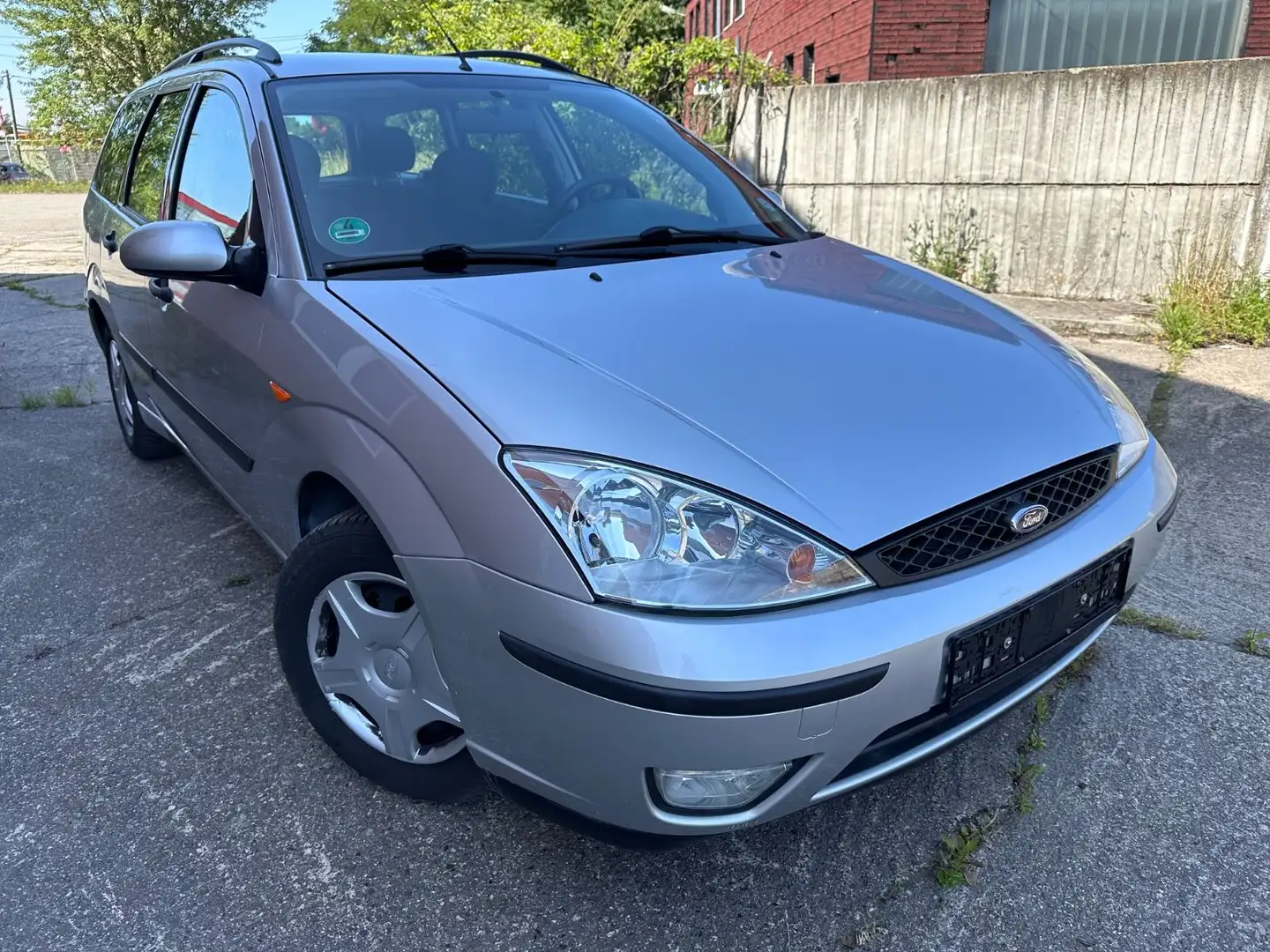 Ford Focus Turnier Trend,TÜV Silber - 1