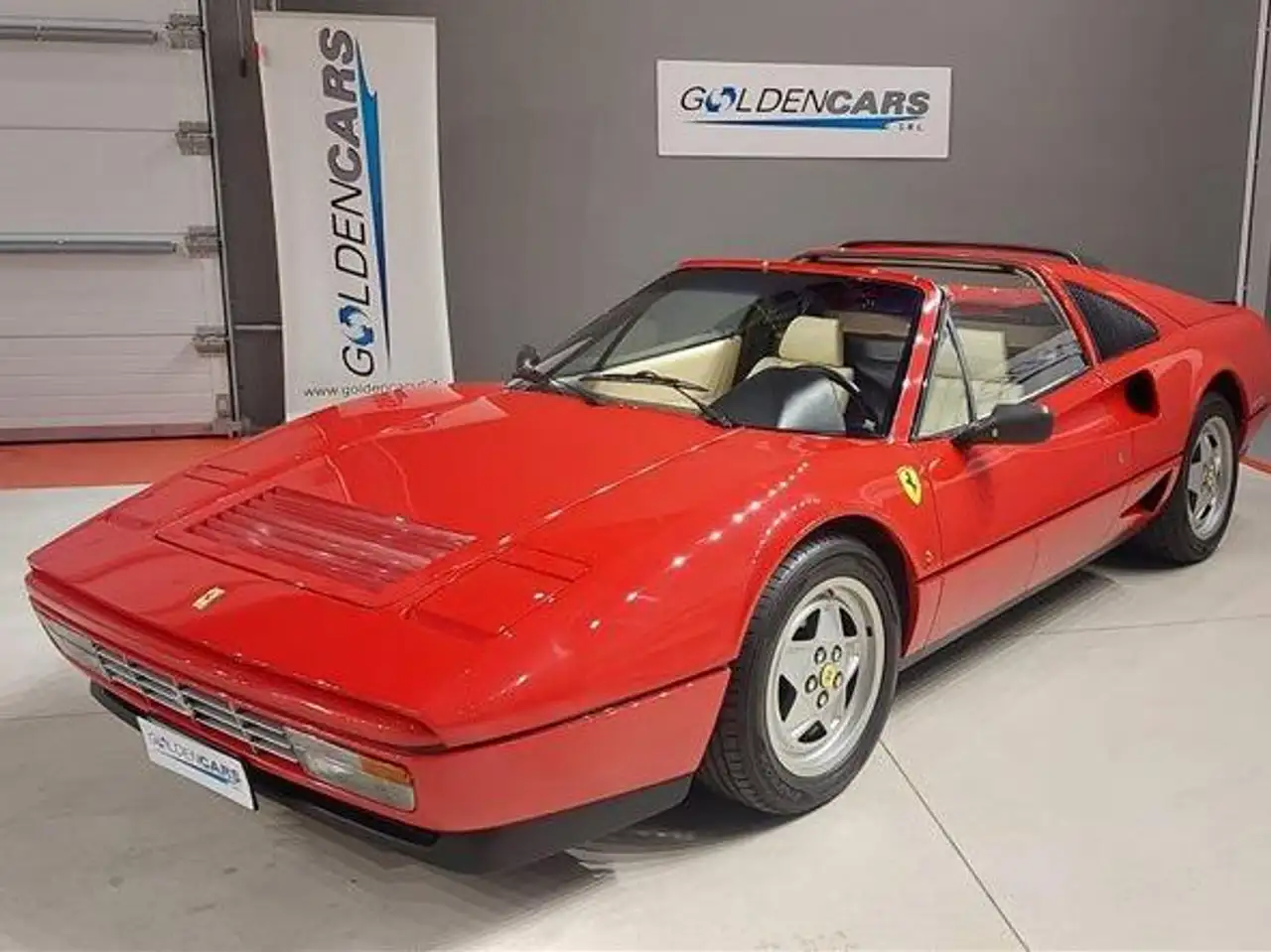 Ferrari 208 2.0 turbo GTS 254cv, foto 3