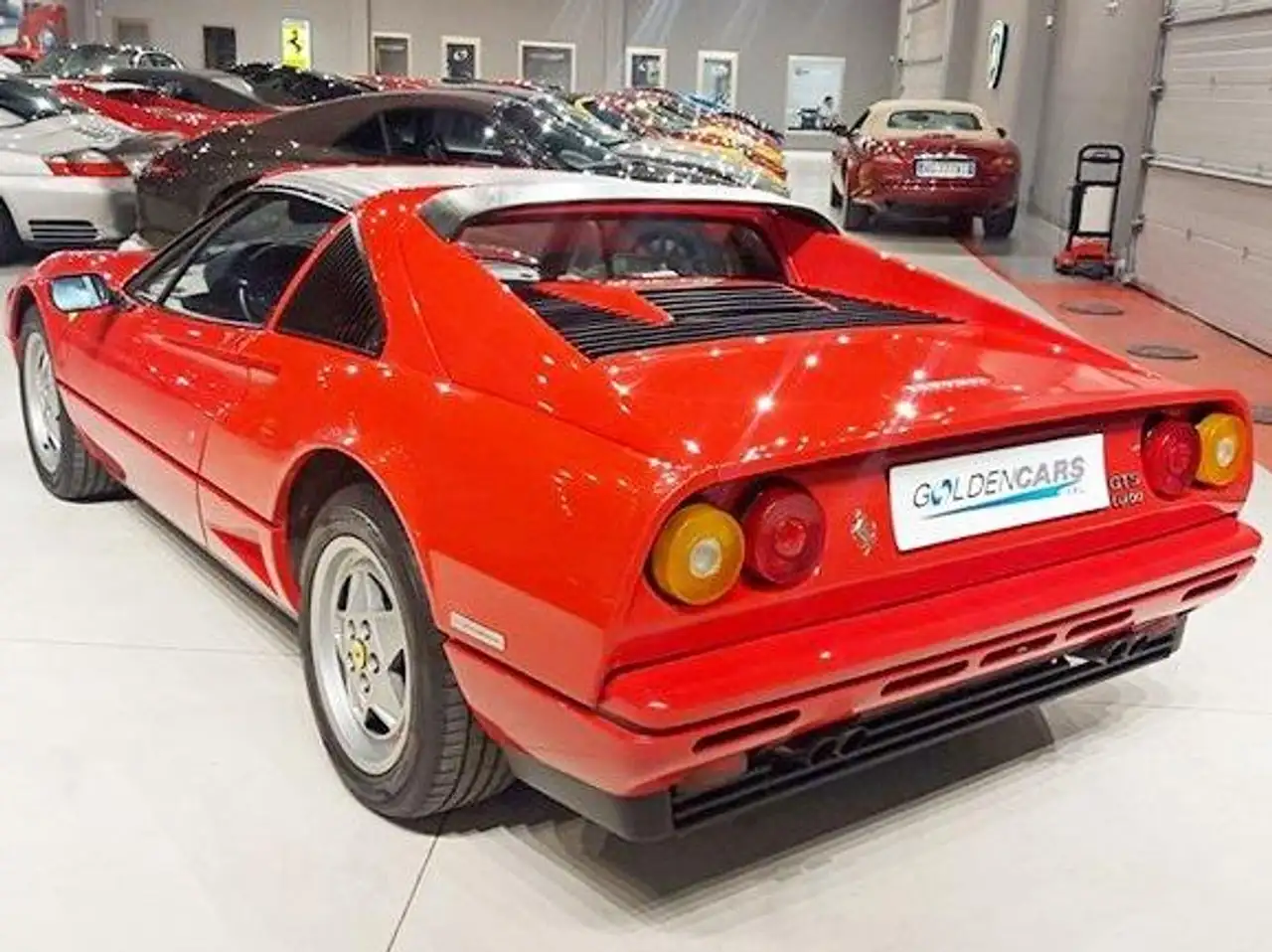 Ferrari 208 2.0 turbo GTS 254cv, foto 4