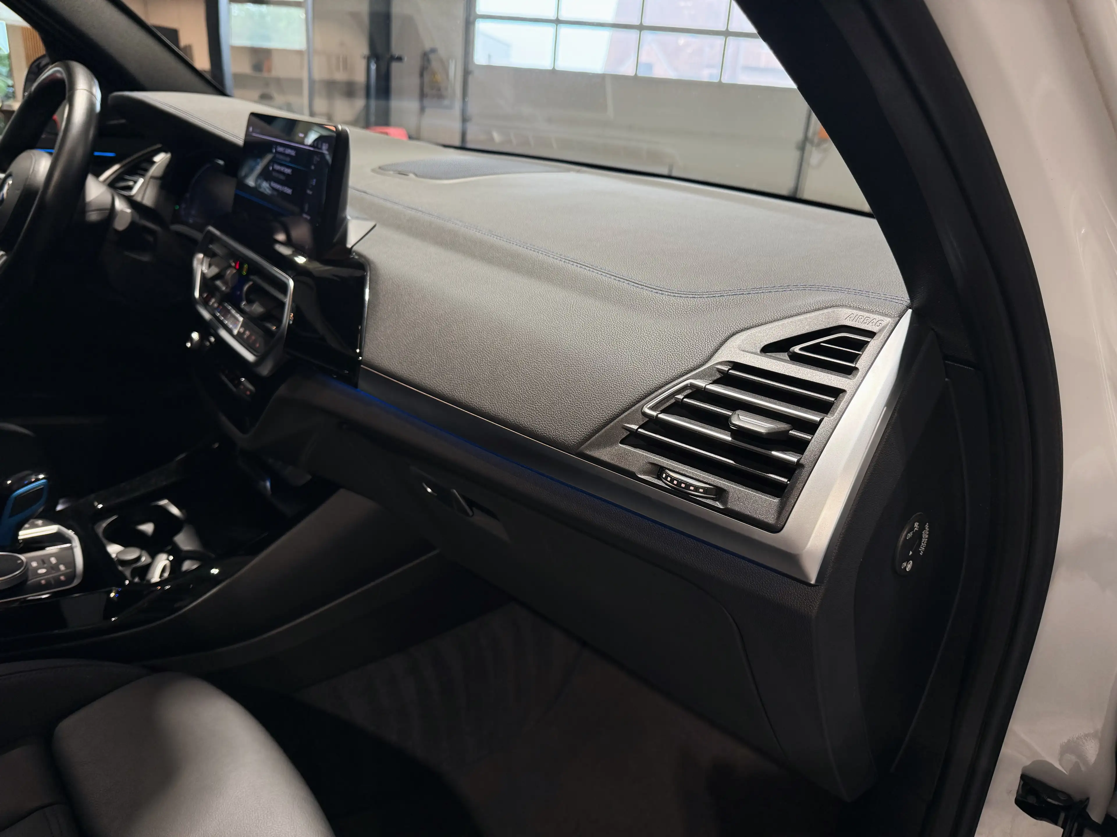 BMW iX3 Impressive M-Sport - Garantie — photo 13