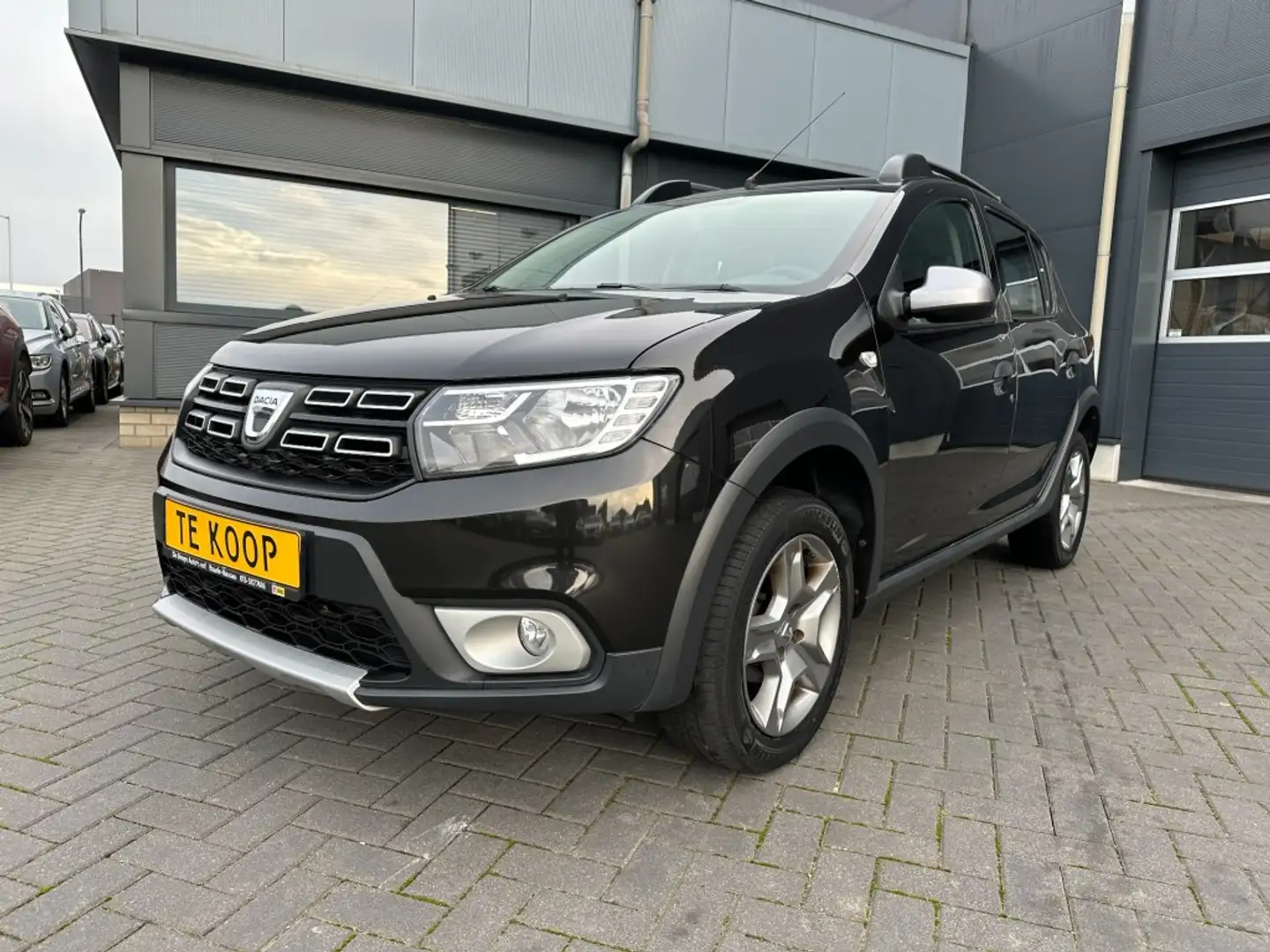 Dacia Sandero 0.9 TCe Stepway Navigatie Camera Zwart - 1