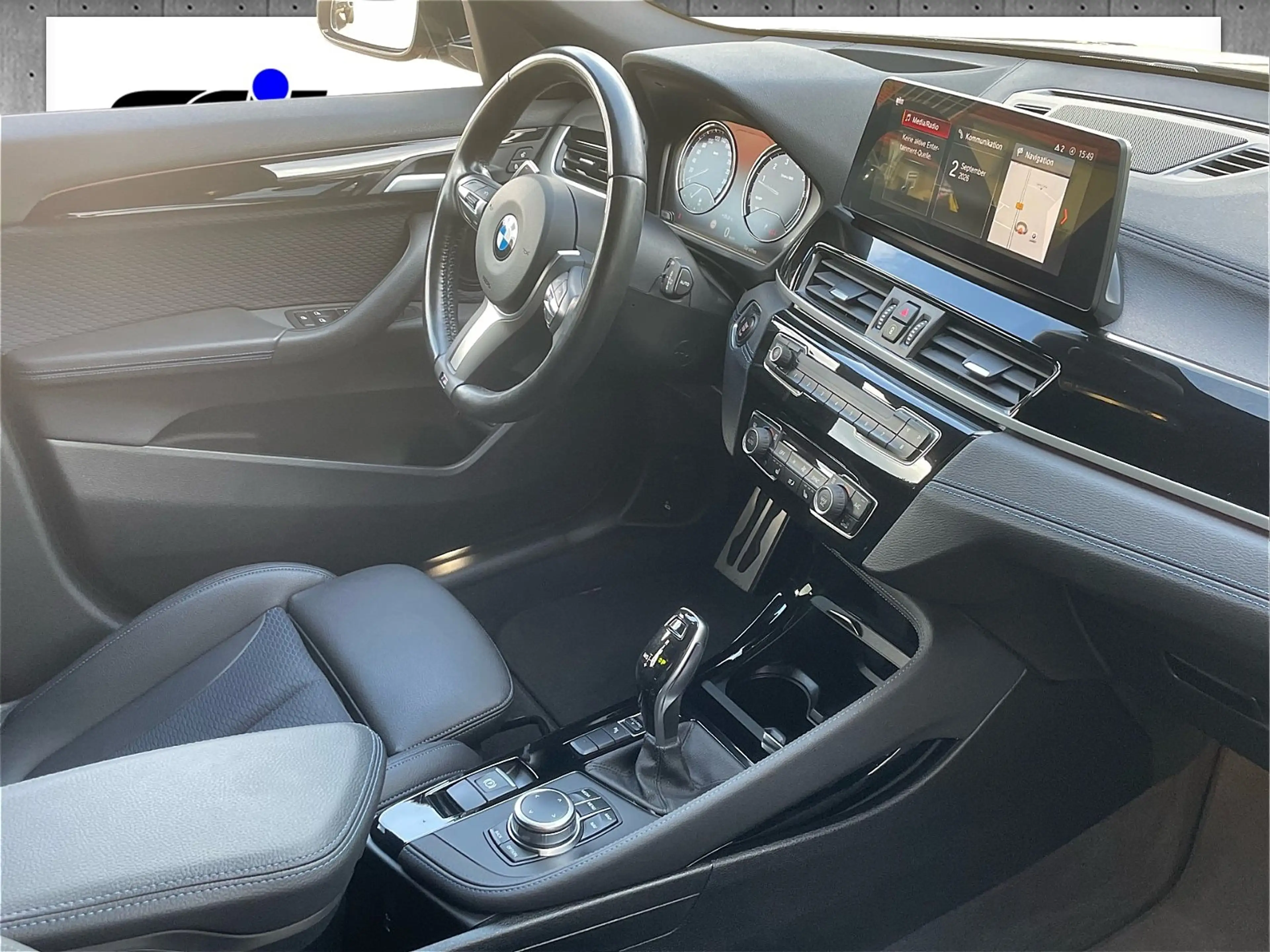 BMW X2 sDrive20i M Sport M Sportpaket Head-Up HiFi — photo 6