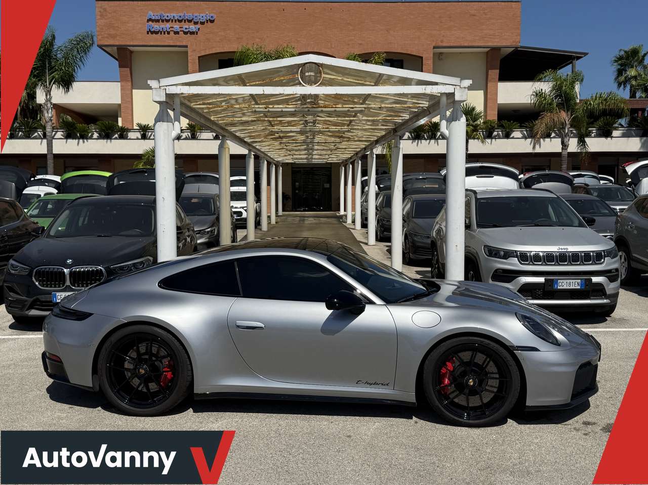 Porsche 992 911 Coupe 3.6 Carrera 4 GTS T-hybrid CV 541