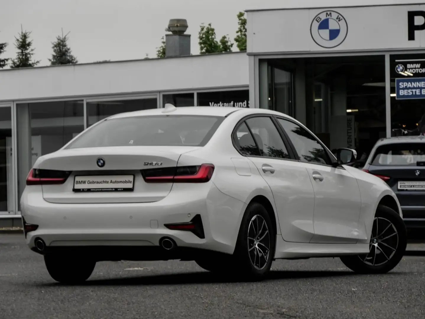 BMW 318 d ADVANTAGE+SHZ+AUT+LED+LC PROF Wit - 2