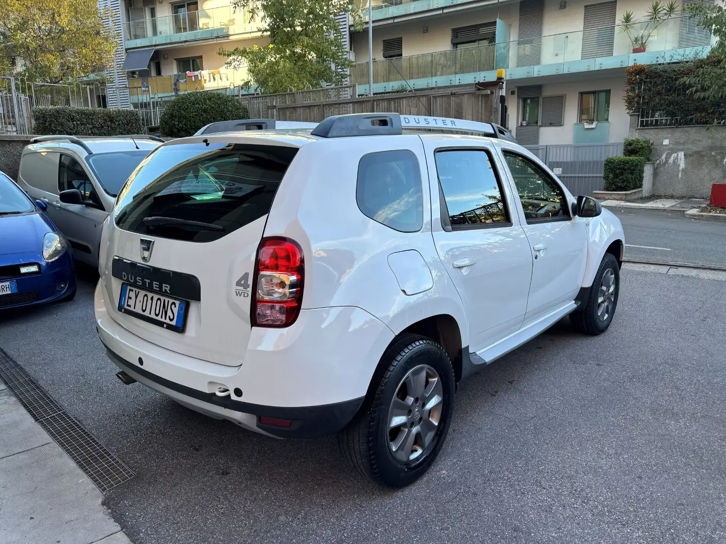 Dacia Duster Duster 1.5 dCi 110CV 4x4 Prestige UNIPROPRIETARIO Blanc - 2