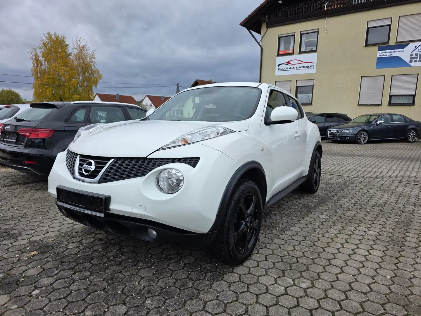 Nissan Juke Tekna / TÜV NEU Weiß - 1