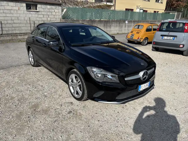 Mercedes-Benz CLA 180 CLA Shooting Brake businnes auto