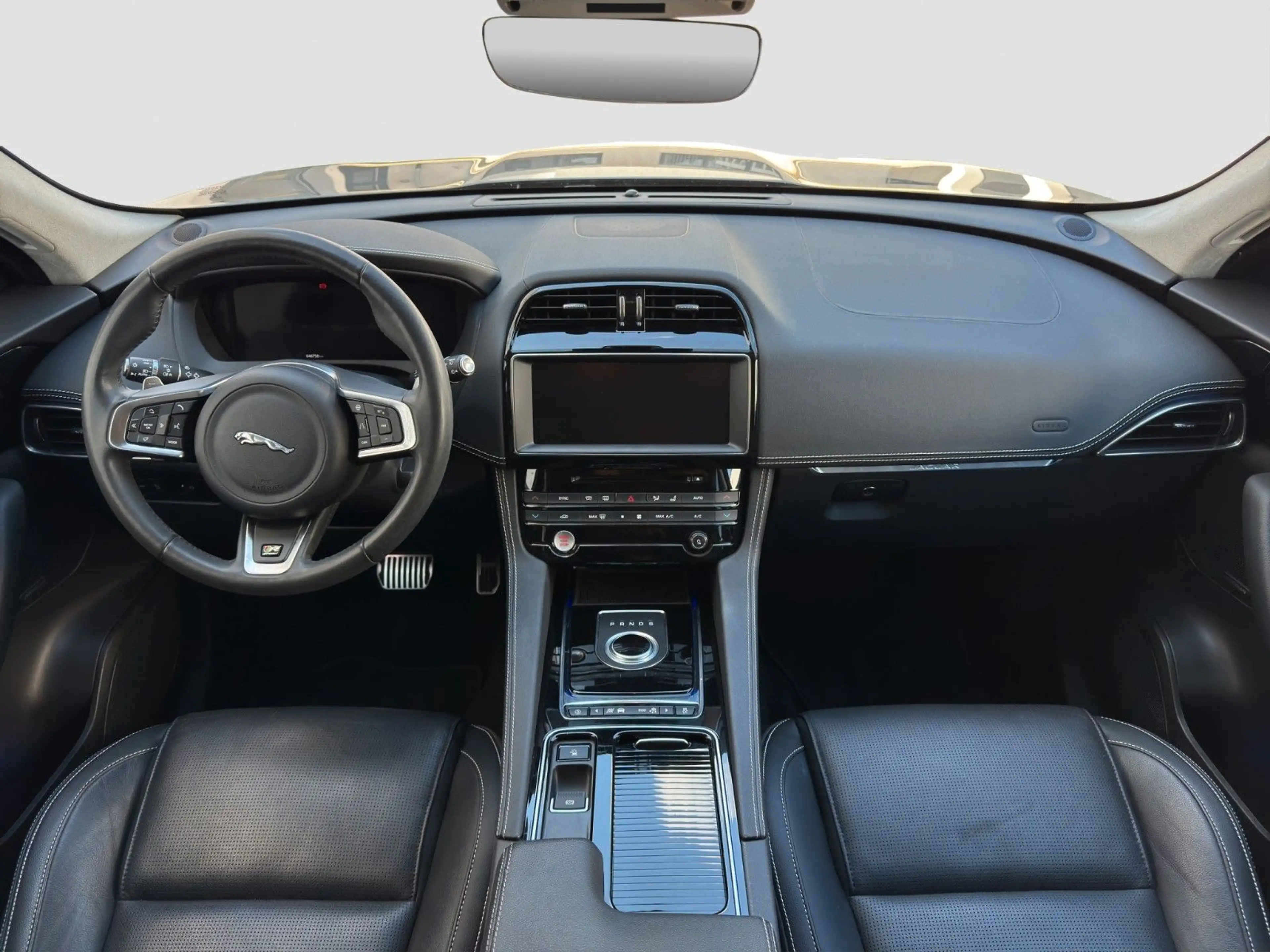Jaguar F-Pace 25t Aut. AWD R-Sport KAM.|Meridian|Leder — photo 8