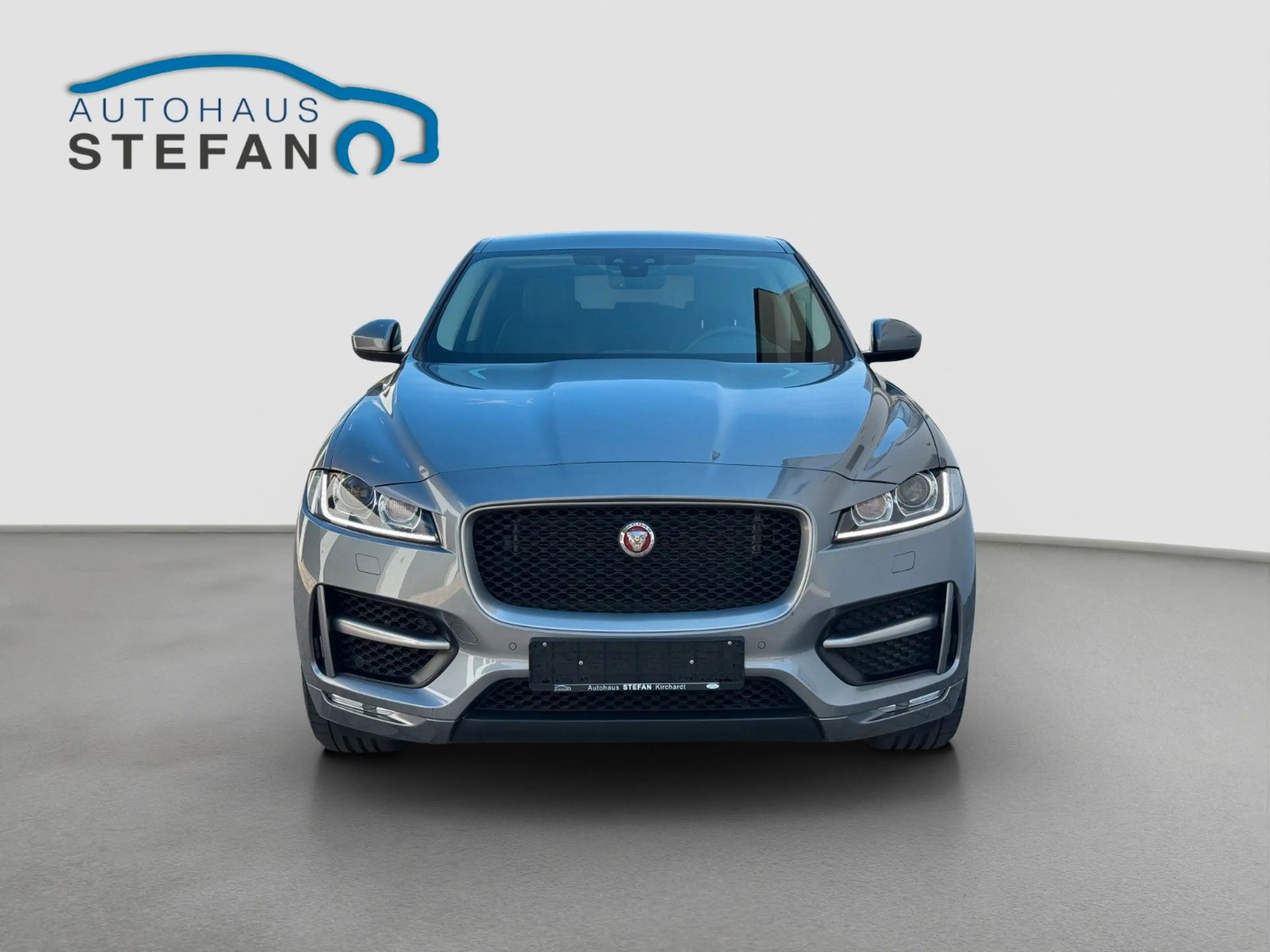 Jaguar F-Pace 25t Aut. AWD R-Sport KAM.|Meridian|Leder — photo 5