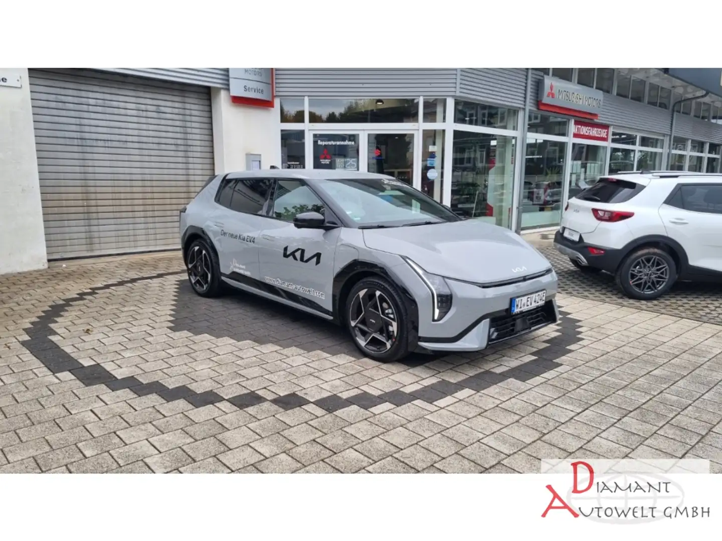 Kia EV4 Hatchback 81 FWD GT-Line DriveWise, Comfort, Conne Gris - 2