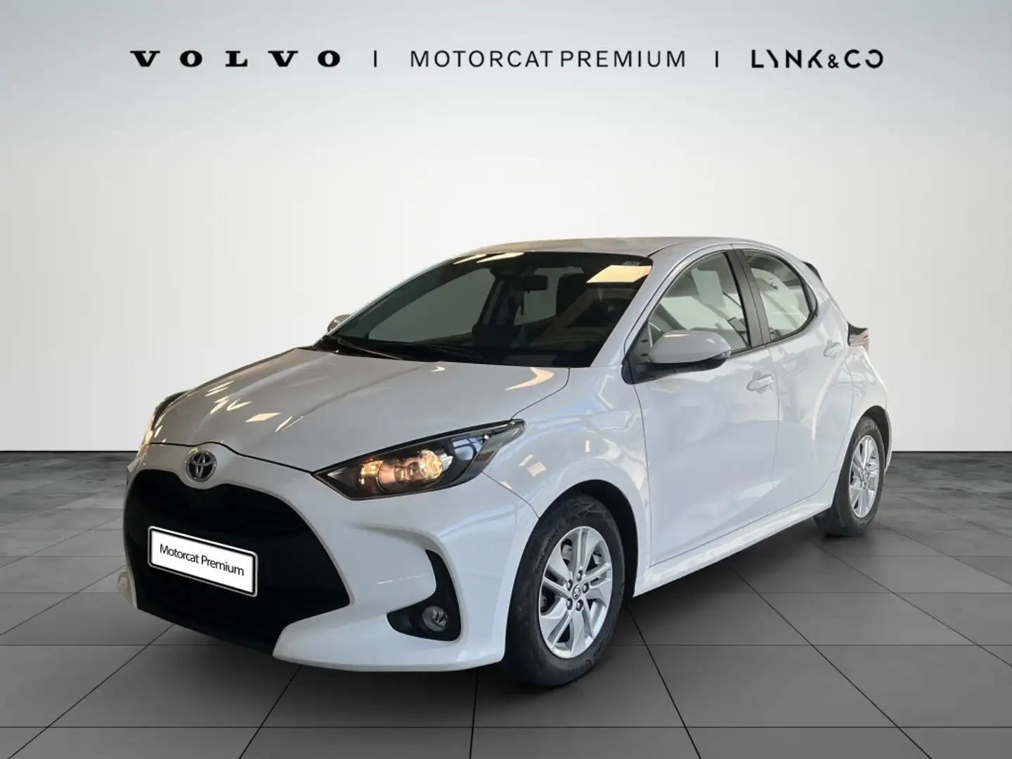 Toyota Yaris 120H 1.5 Active Tech Blanco - 1