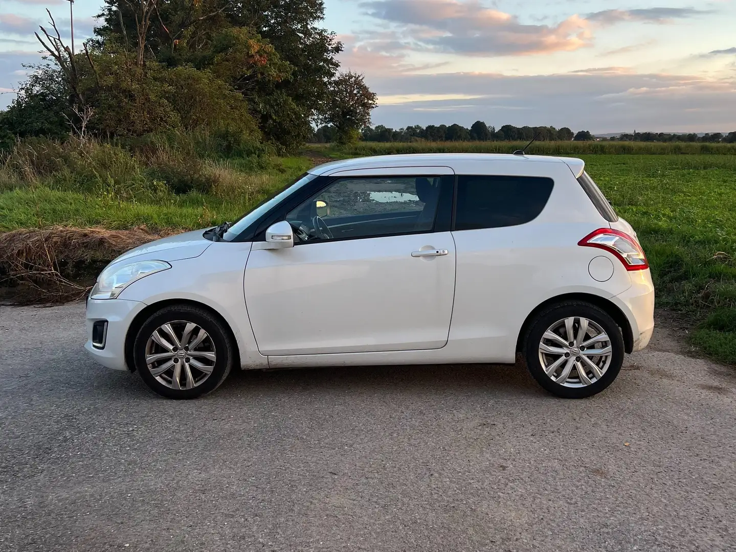 Suzuki Swift Swift 1.2 Comfort Weiß - 1