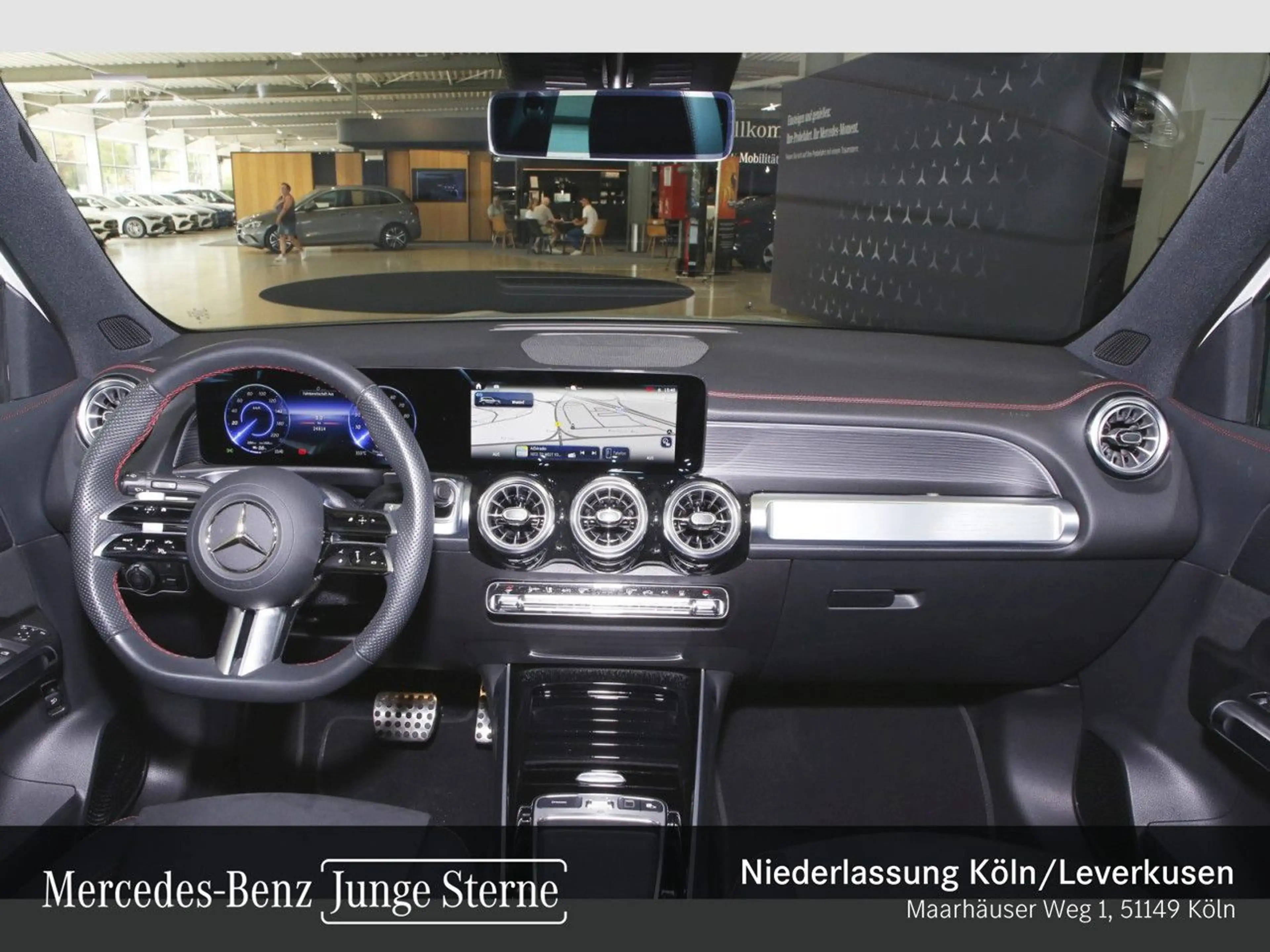 Mercedes-Benz EQB 300 4M AMG+PLUS-PAKET+AHK+PANO+360+KEYLESS — photo 9