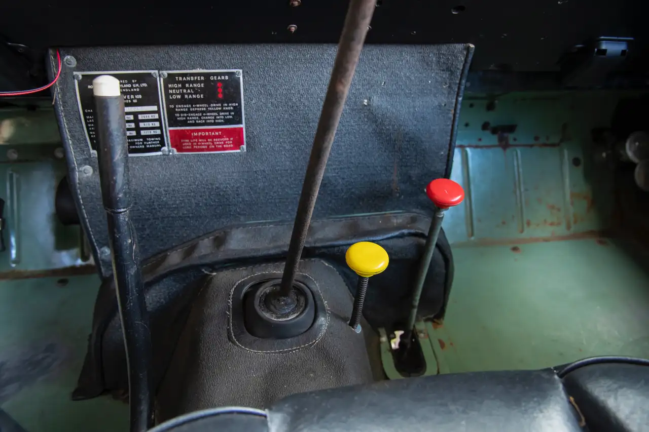 Land Rover Series 109 6 cilinder Stationwagon, foto 10