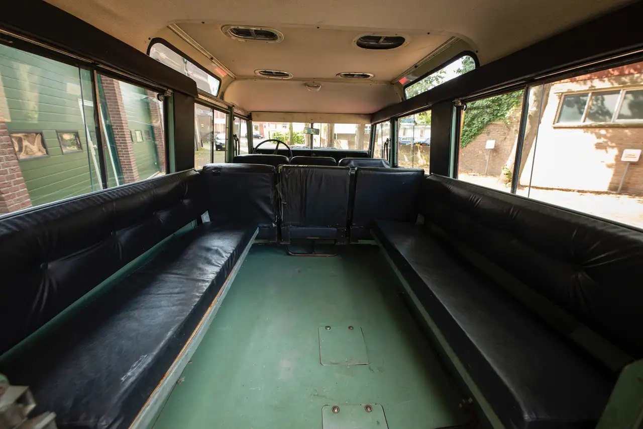 Land Rover Series 109 6 cilinder Stationwagon, foto 12