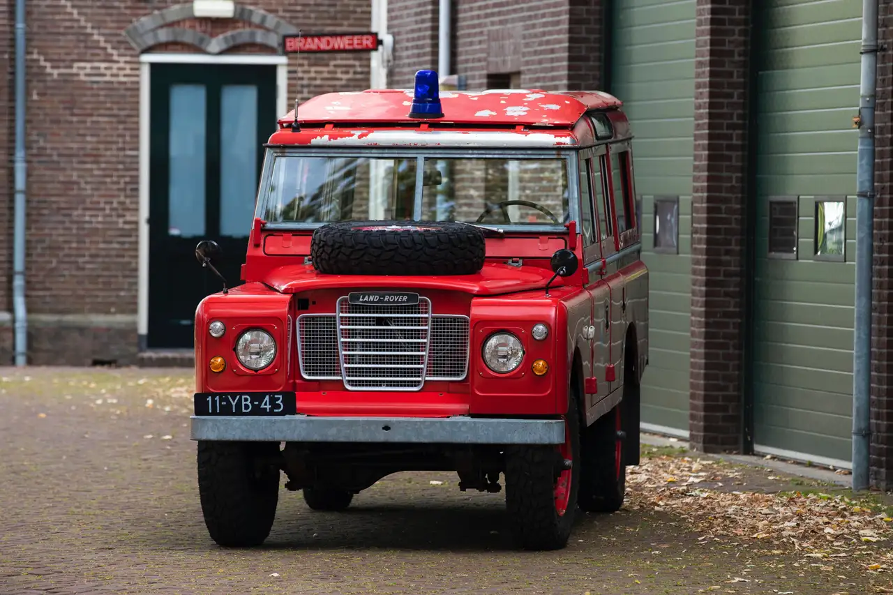 Land Rover Series 109 6 cilinder Stationwagon, foto 2