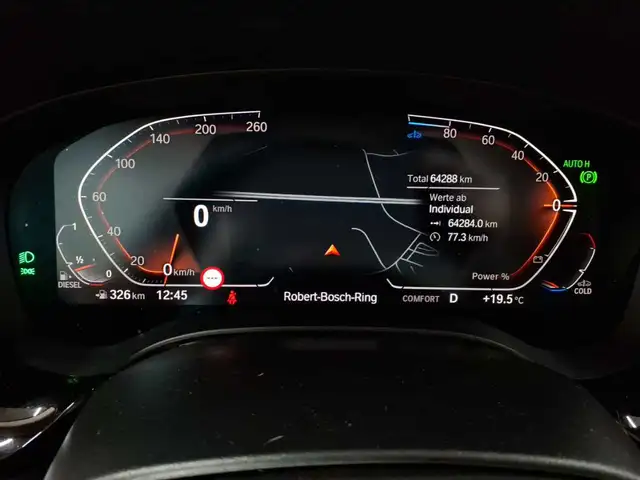 BMW 5 Series view 11