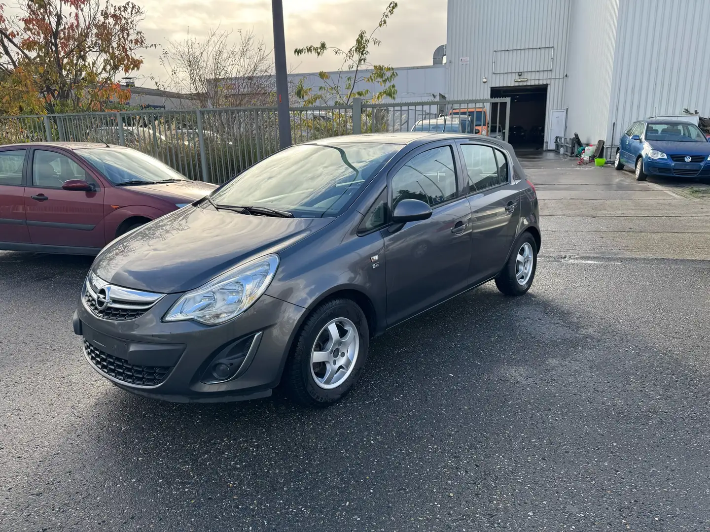 Opel Corsa 1.2i Cosmo Easytronic - 1