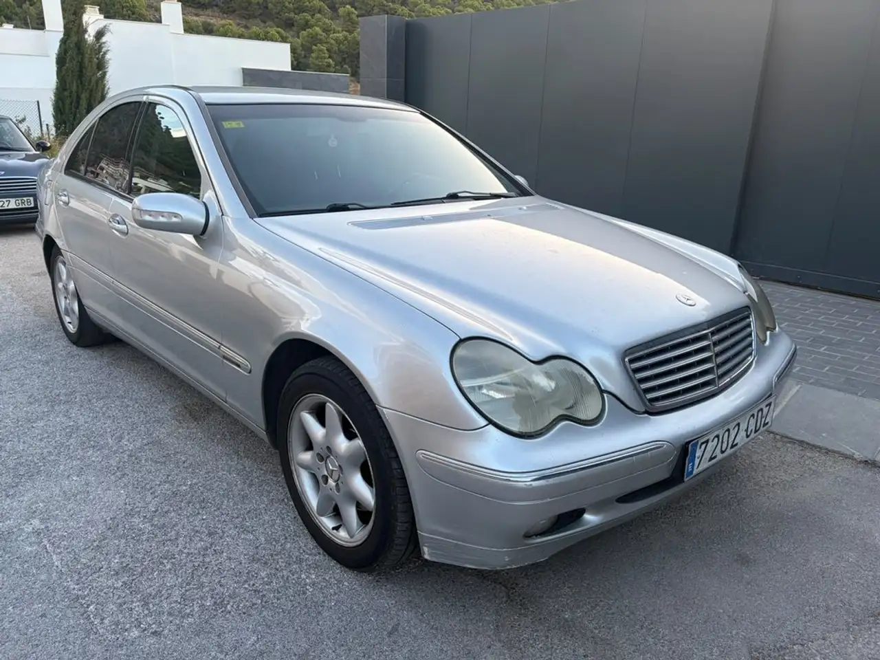 Mercedes-Benz C 270